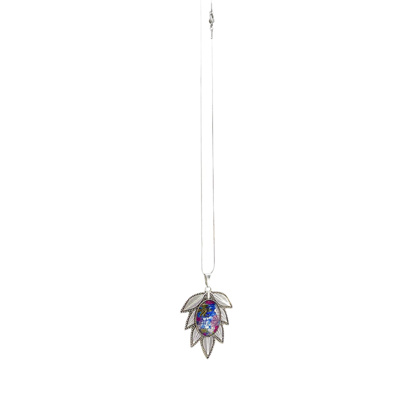 Leafy Confetti Flower Necklace